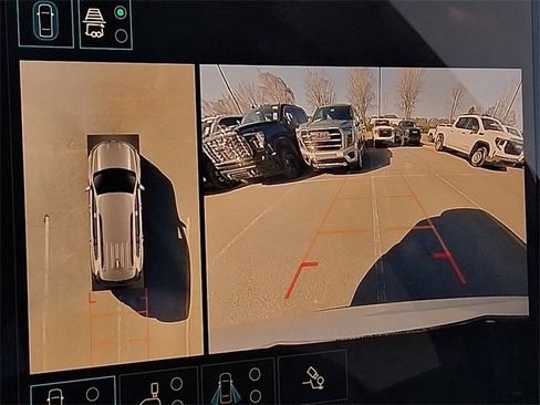 Certified 2025 GMC Acadia Elevation image 17