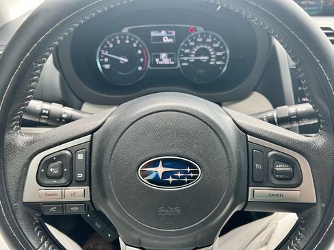 Used 2017 Subaru Forester 2.5i Limited image 12