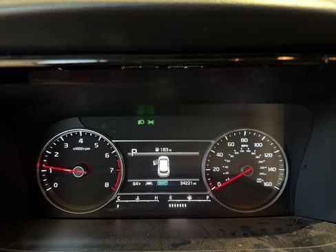 Used 2023 Kia Sorento LX image 10