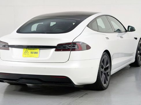 Used 2021 Tesla Model S Plaid image 56