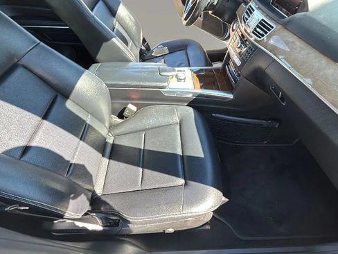 Used 2014 Mercedes-Benz E 350 Sedan image 40