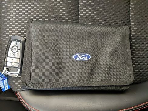 Used 2024 Ford Escape ST-Line w/ Tech Pack #1 image 28