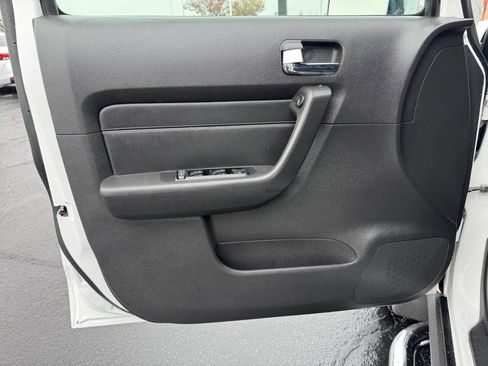 Used 2007 HUMMER H3 image 15