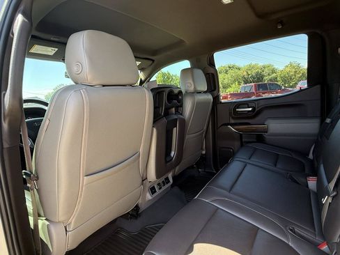 Used 2022 Chevrolet Silverado 1500 RST w/ Z71 Off-Road Package AWD/4WD image 19