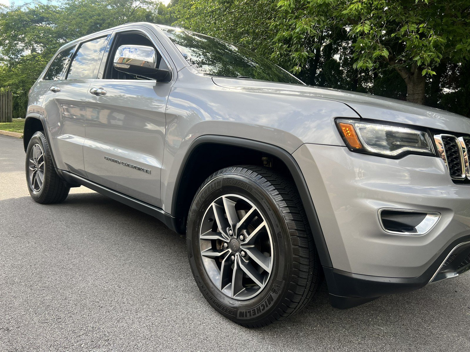 Used 2019 Jeep Grand Cherokee Limited w/ Luxury Group II AWD/4WD image 58
