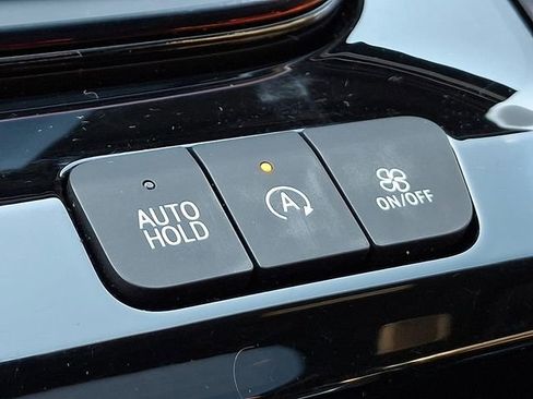 Used 2025 Cadillac Escalade Sport Platinum image 26