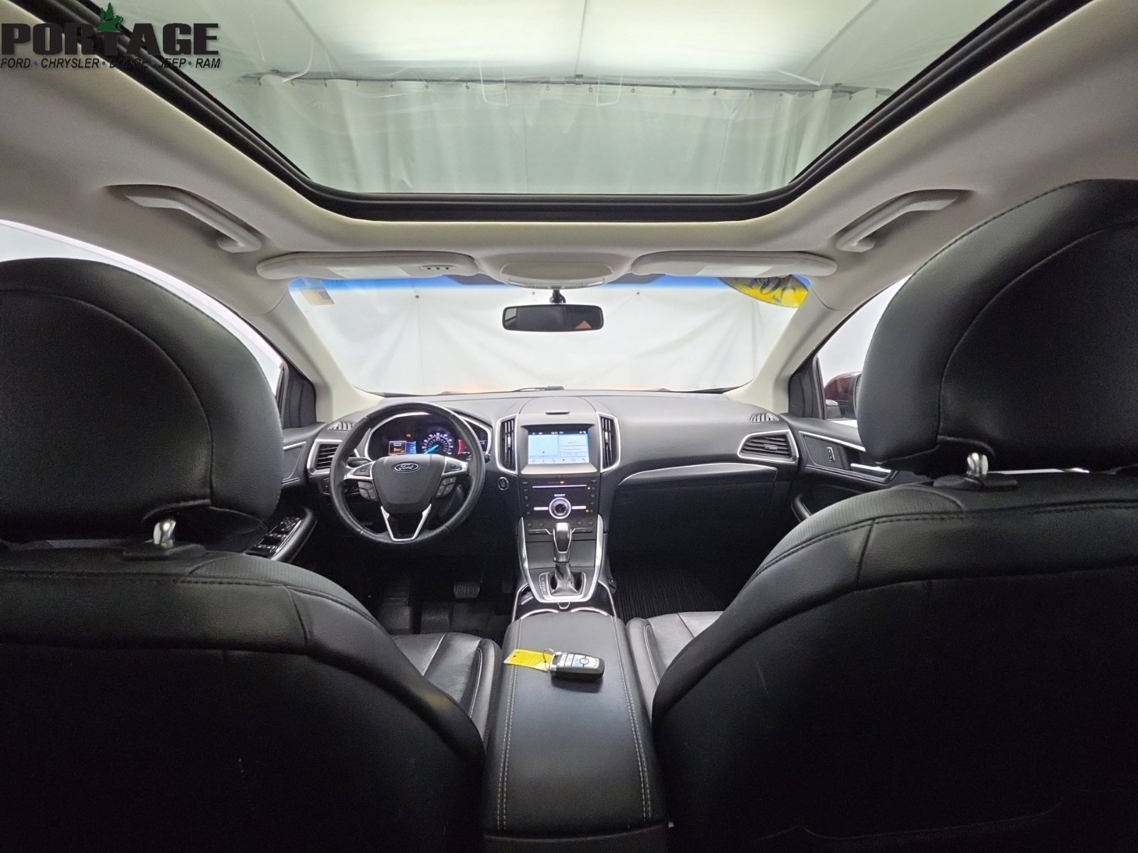 Used 2017 Ford Edge Titanium w/ Equipment Group 301A AWD/4WD image 20