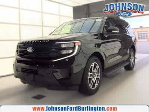 Certified 2025 Ford Expedition Active AWD/4WD image 1