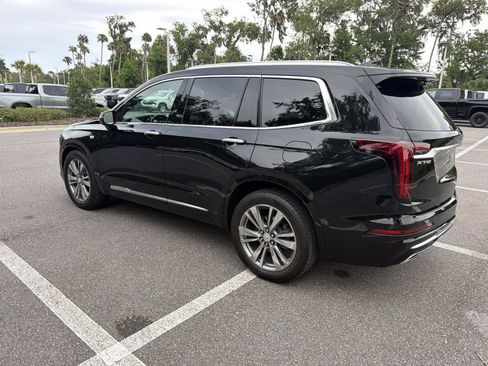 Used 2021 Cadillac XT6 Premium Luxury FWD image 5