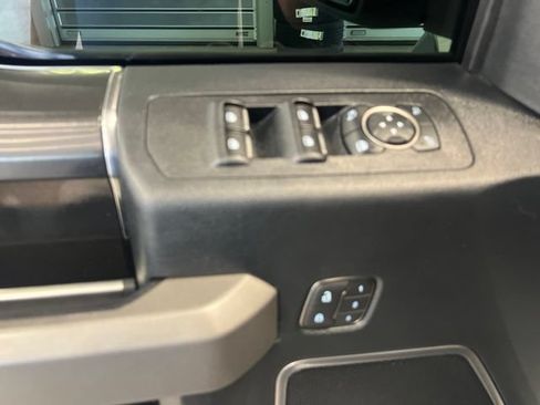Used 2019 Ford F150 Raptor w/ Equipment Group 802A Luxury AWD/4WD image 27