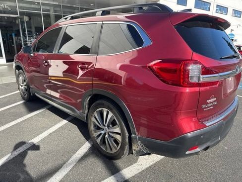 Used 2020 Subaru Ascent Limited w/ Technology Package AWD/4WD image 4