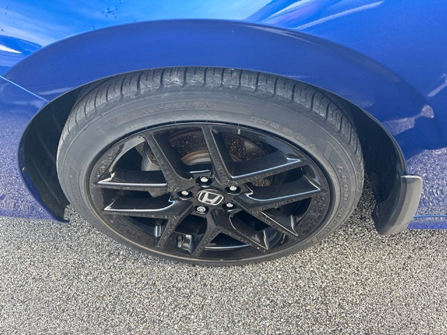 Used 2022 Honda Civic Sport image 11