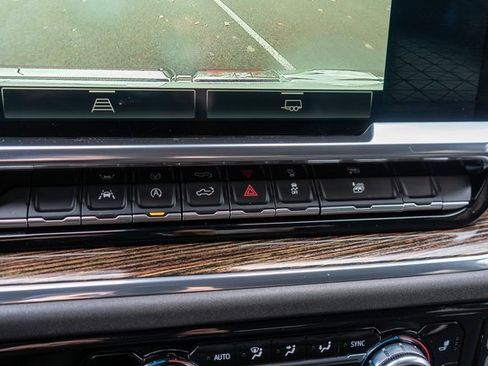 Used 2024 GMC Sierra 1500 Elevation image 27