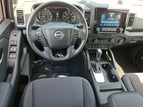Certified 2024 Nissan Frontier SV w/ Technology Package RWD image 11