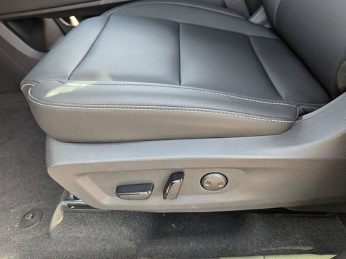 New 2026 Nissan Murano SV AWD/4WD image 13