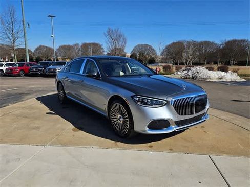 Certified 2024 Mercedes-Benz Maybach S 580 4MATIC image 4