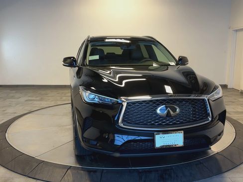 Certified 2025 INFINITI QX50 Luxe image 3