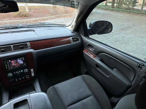 Used 2011 Chevrolet Tahoe LS w/ Convenience Package image 33