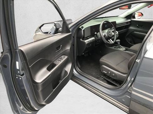 Used 2024 Hyundai Kona SEL FWD image 14