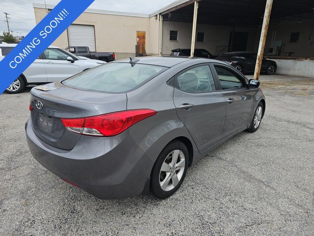 Used 2013 Hyundai Elantra GLS w/ Preferred Pkg FWD image 3