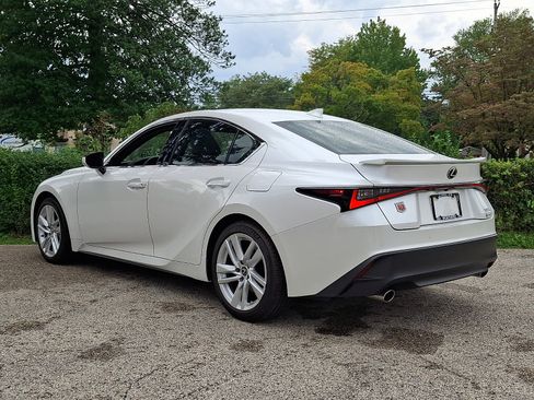Used 2021 Lexus IS 300 AWD w/ Comfort Package image 4