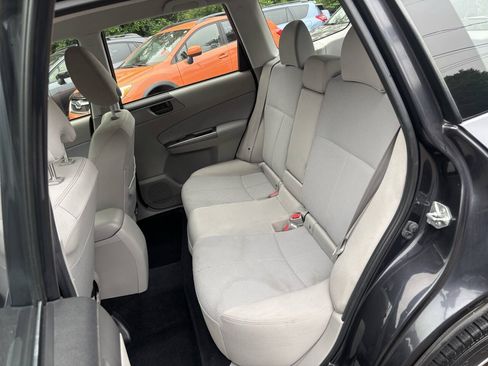 Used 2012 Subaru Forester 2.5X AWD/4WD image 10