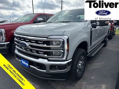 New 2026 Ford F250 Lariat w/ FX4 Off-Road Package