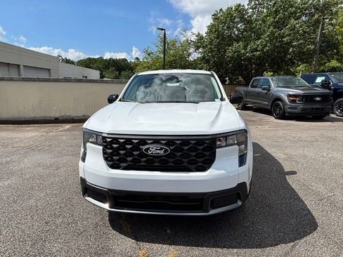 New 2025 Ford Maverick XLT w/ XLT Luxury Package image 16
