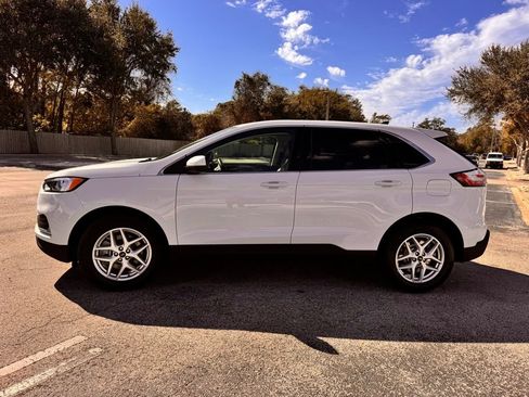 Used 2023 Ford Edge SEL image 4