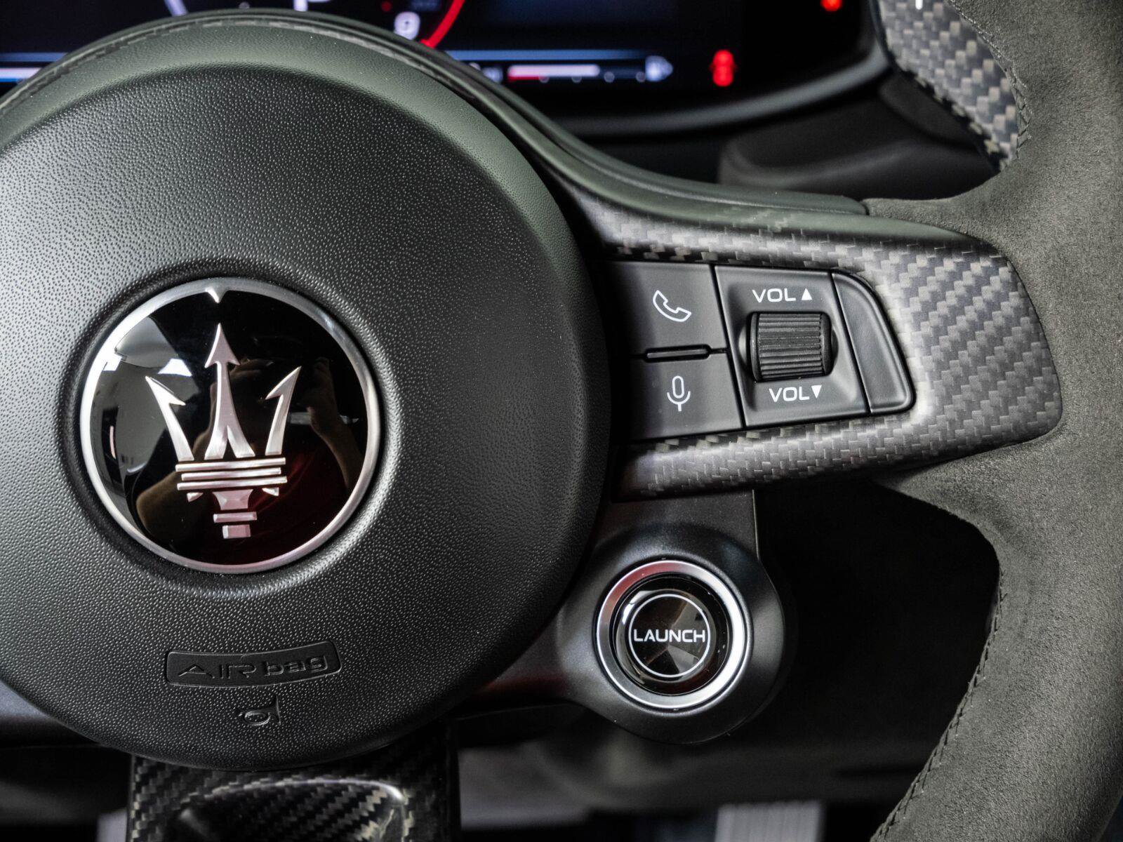 Used 2022 Maserati MC20 Coupe RWD image 11