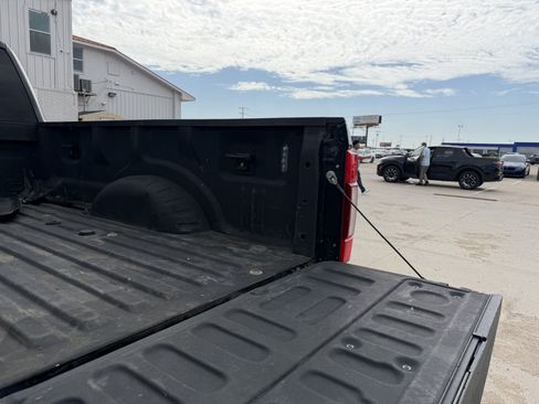 Used 2022 Ford F450 Platinum w/ FX4 Off-Road Package AWD/4WD image 5