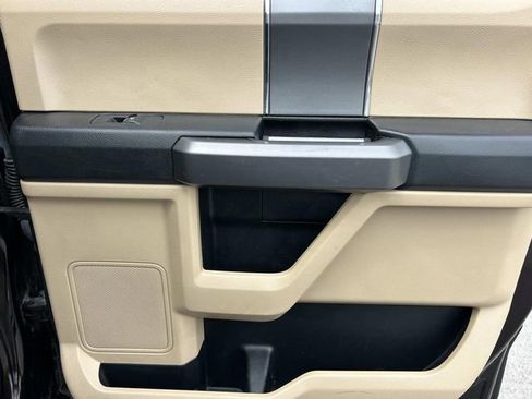 Used 2018 Ford F250 XLT w/ XLT Premium Package AWD/4WD image 22
