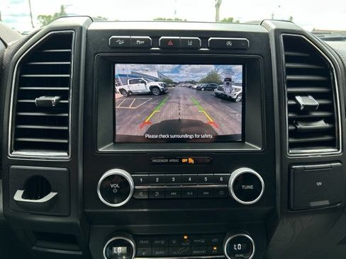 Used 2021 Ford Expedition Limited AWD/4WD image 46