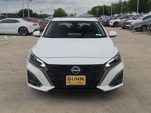 New 2026 Nissan Altima 2.5 SV FWD image 8