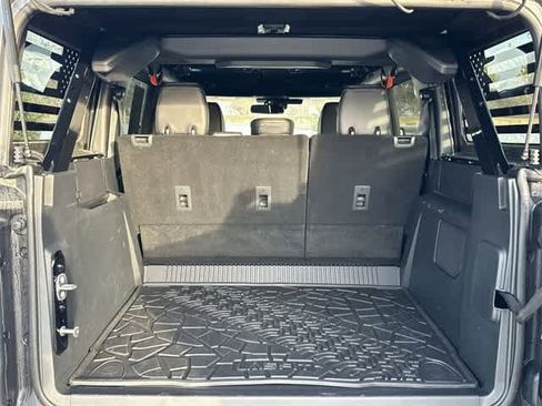 Used 2025 Ford Bronco Outer Banks image 25