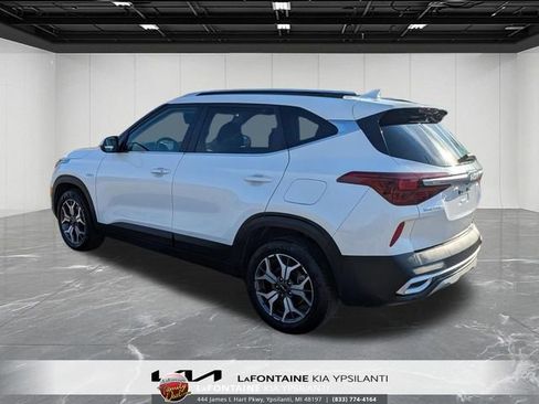 Certified 2023 Kia Seltos EX image 3