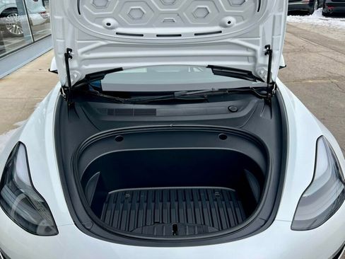 Used 2022 Tesla Model 3 image 9