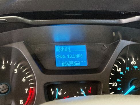 Used 2019 Ford Transit 350 XLT image 8