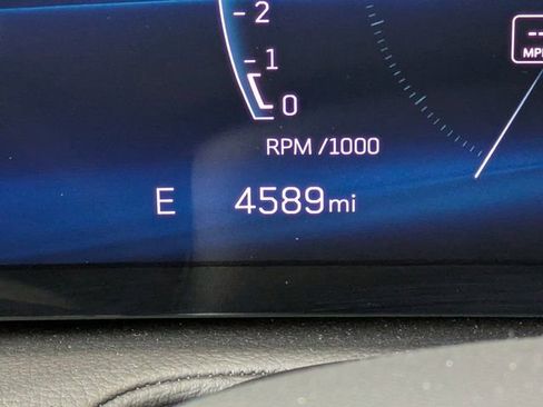 Used 2024 Cadillac XT4 Premium Luxury image 27