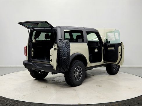 New 2025 Ford Bronco Badlands image 15