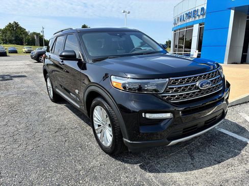 Used 2022 Ford Explorer King Ranch w/ Premium Technology Package AWD/4WD image 2