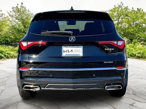 Used 2024 Acura MDX SH-AWD w/ Technology Package image 4