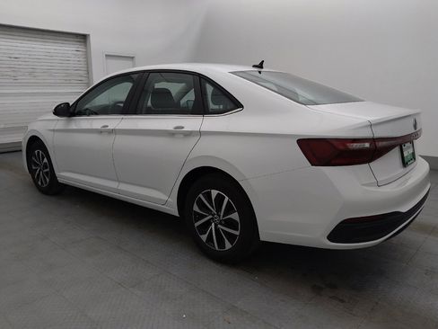 Used 2025 Volkswagen Jetta S image 3