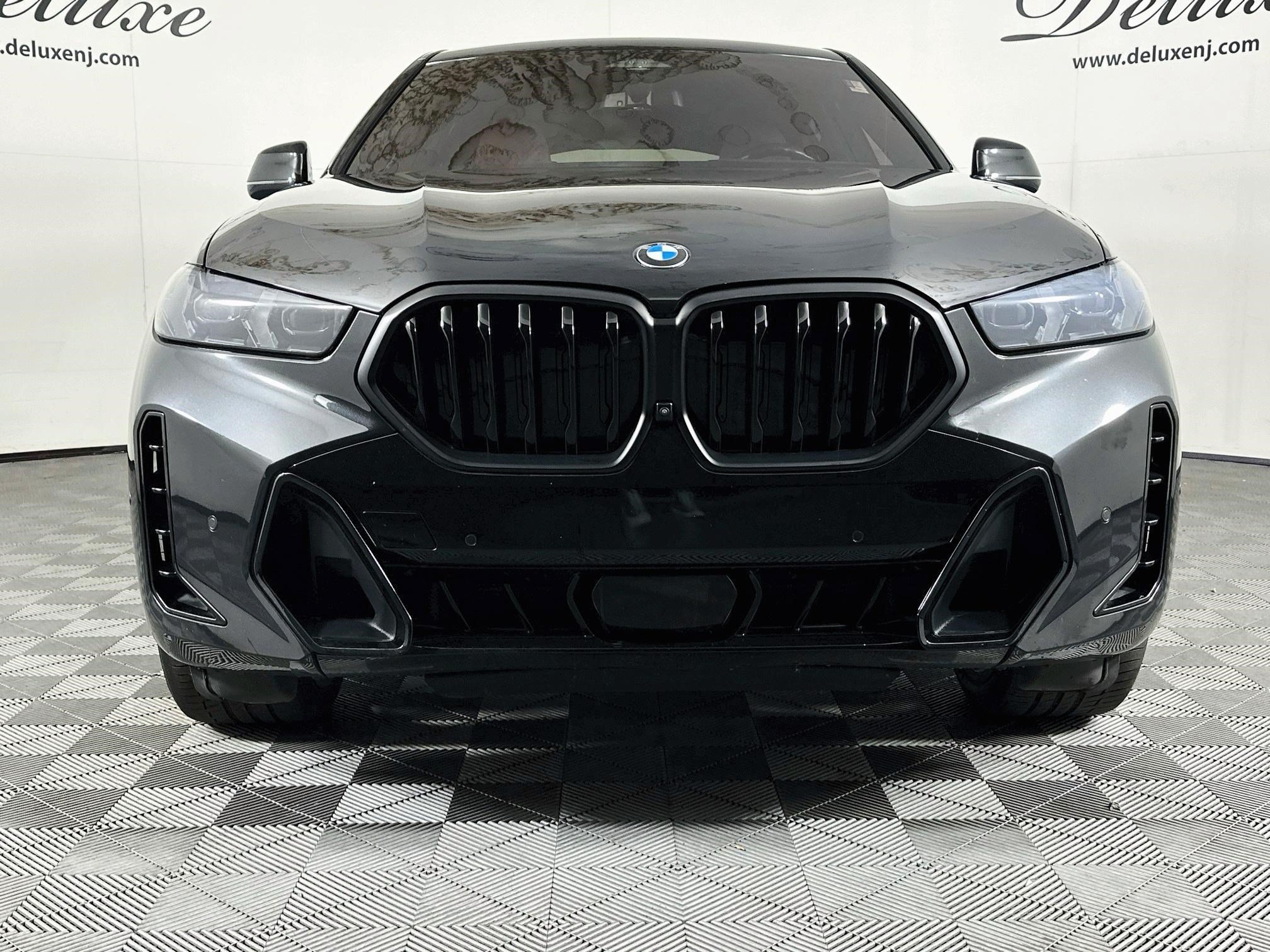 Used 2024 BMW X6 xDrive40i w/ Executive Package AWD/4WD image 2