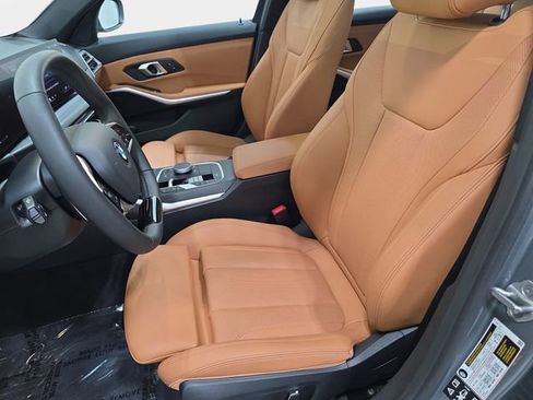Certified 2025 BMW 330i xDrive Sedan w/ Convenience Package AWD/4WD image 11