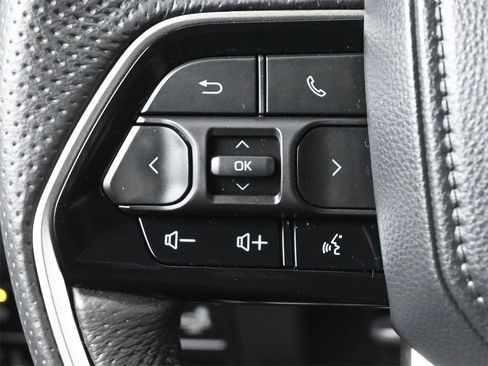 Used 2024 Toyota Tundra Limited image 8