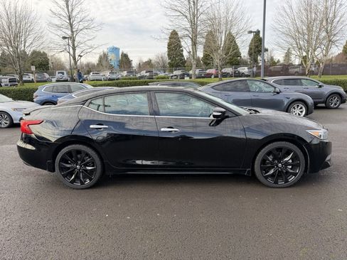 Used 2018 Nissan Maxima SR w/ Midnight Edition image 10