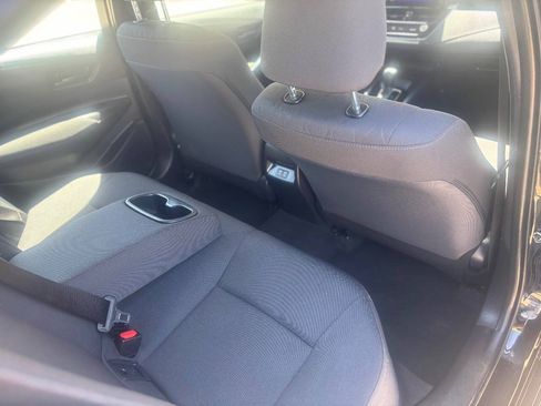 Used 2025 Toyota Corolla LE FWD image 20