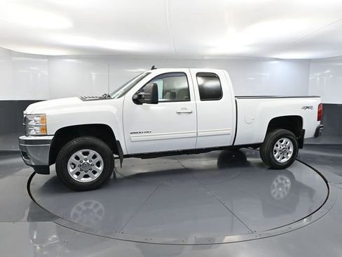 Used 2013 Chevrolet Silverado 2500 LTZ w/ LTZ Plus Package image 11