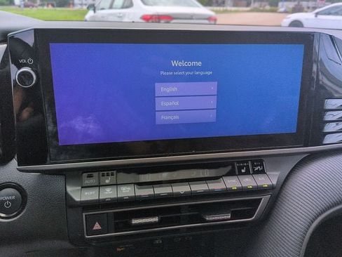 Used 2025 Toyota Camry SE w/ Multimedia Upgrade Package AWD/4WD image 23